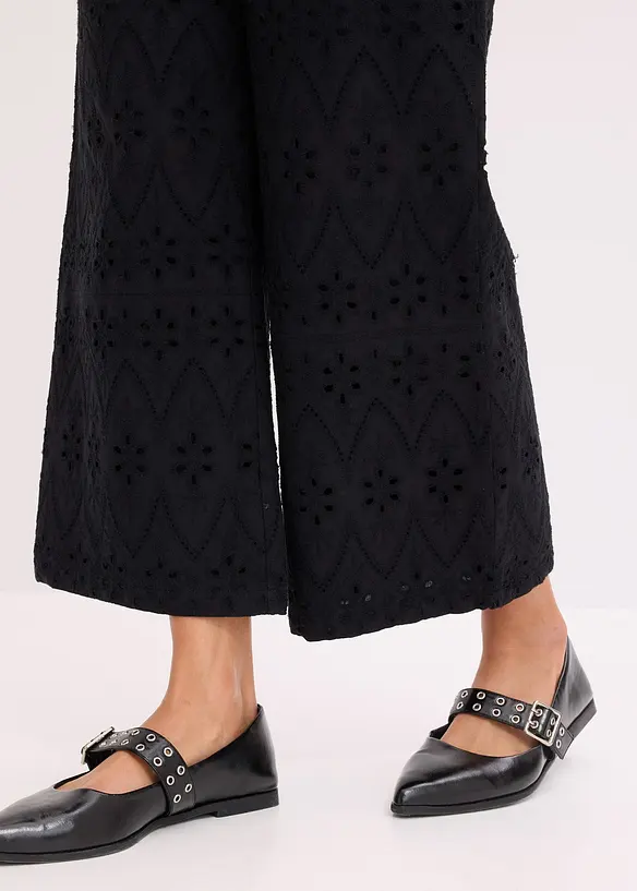 Culotte aus Lochstickerei, bonprix