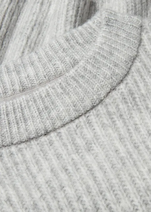 Pull en grosse maille contenant de la laine, bonprix