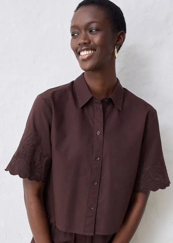 verkürzte Hemdbluse mit Seidenanteil, bonprix