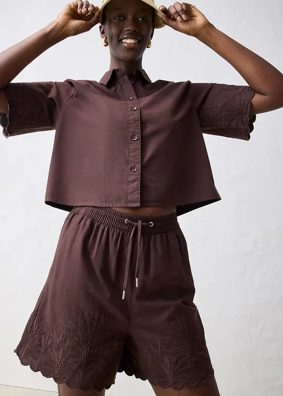 Shorts mit Seidenanteil, bonprix