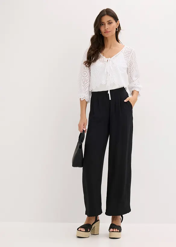 Bluse mit Lochstickerei und Puffärmeln, bonprix