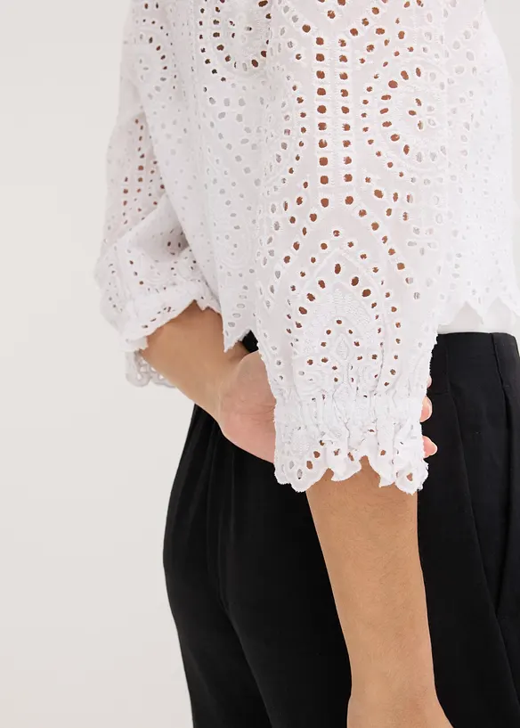 Bluse mit Lochstickerei und Puffärmeln, bonprix