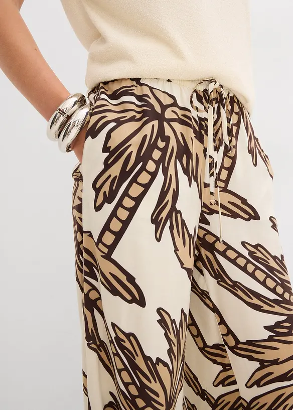 Marlenehose aus fließender Viskose, bonprix