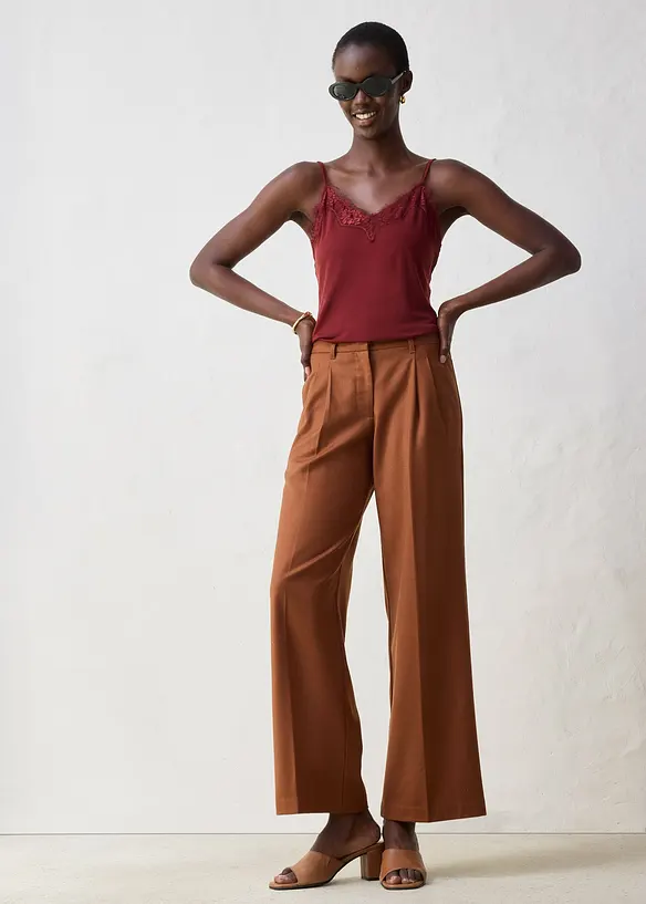 Top mit Wolle und Spitze, bonprix