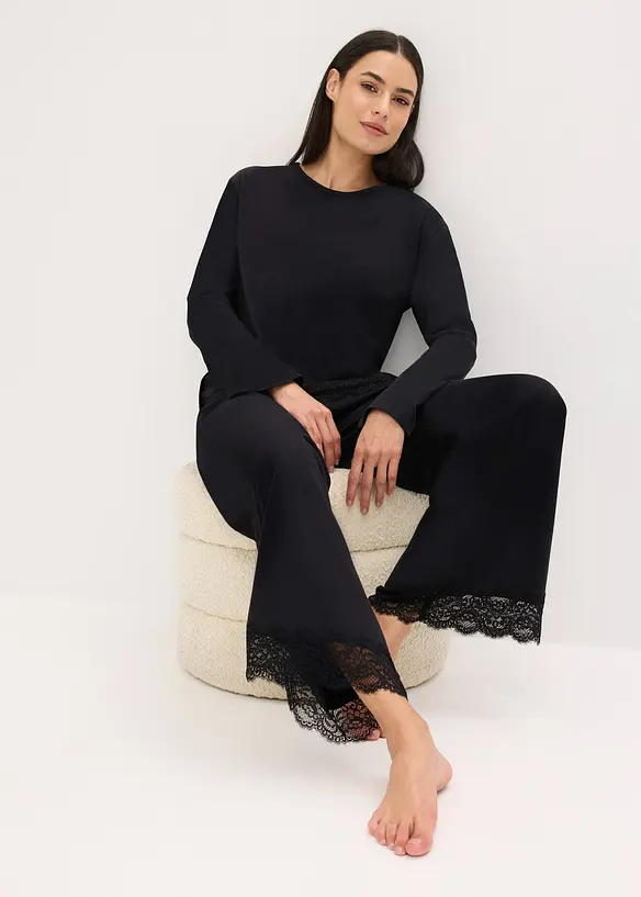Pyjama orné de dentelle, bonprix