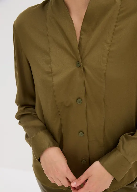 Hemdbluse aus fließendem Satin, bonprix