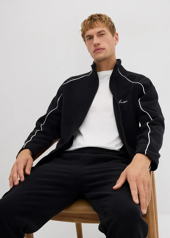 Wärmende Fleecejacke mit sportiven Details, bonprix