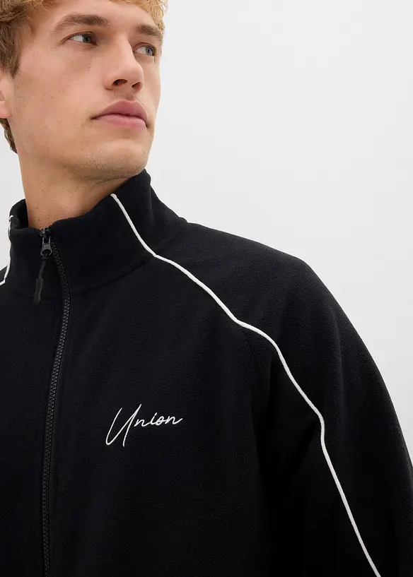Wärmende Fleecejacke mit sportiven Details, bonprix