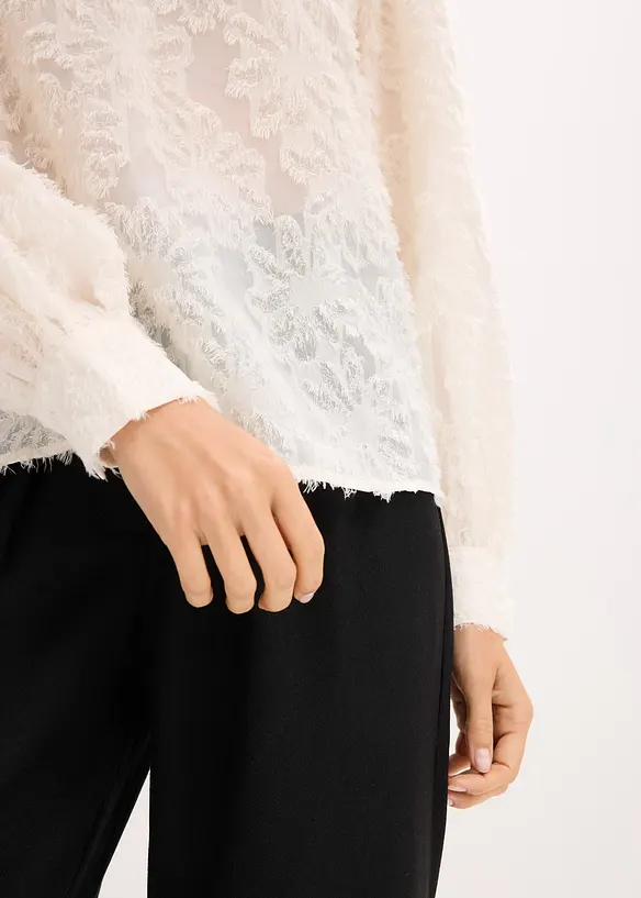 Bluse mit floralem Strukturmuster, bonprix