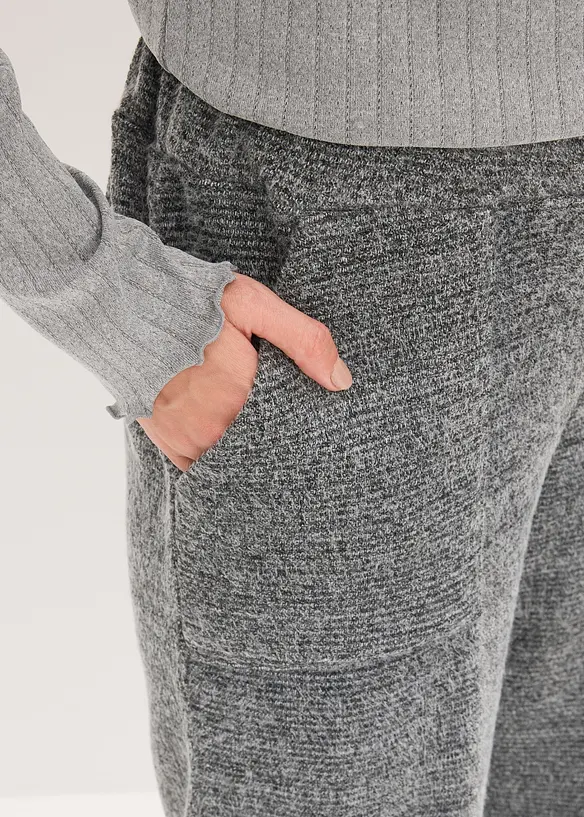 Loungewear Hose aus kuscheligem Chenille, bonprix