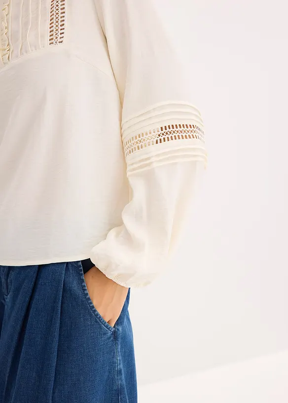 Oversize-Bluse mit Verzierungen, bonprix