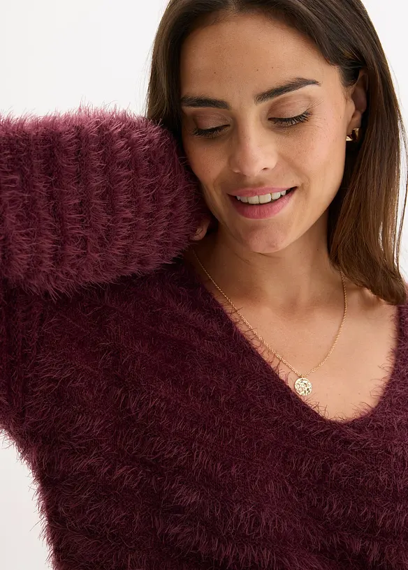 Flauschiger Long-Pullover, bonprix