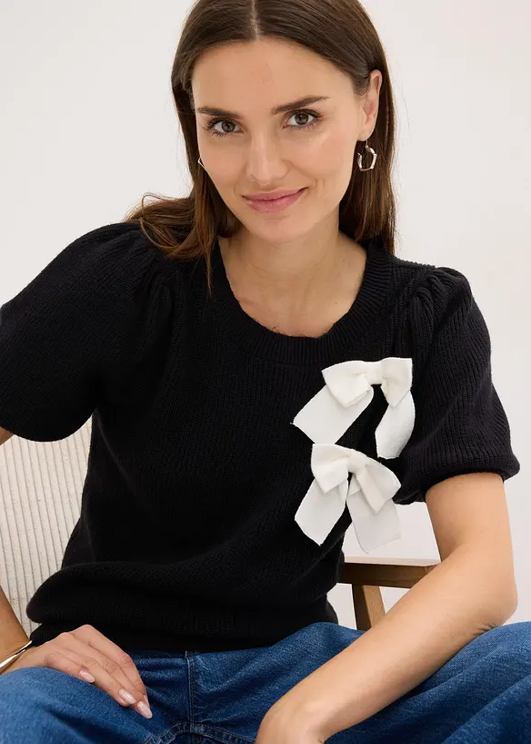 Pullover mit Schleifen-Applikation, bonprix
