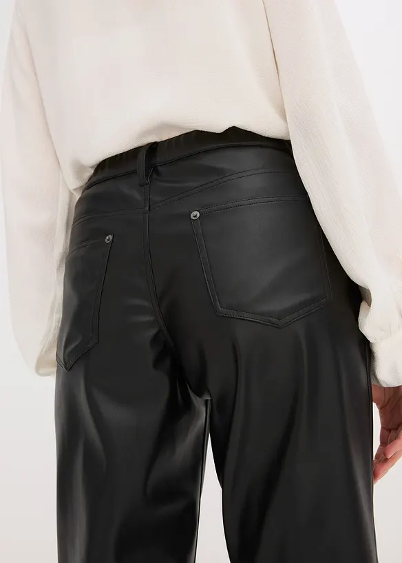 Lederimitat-Hose mit Bequembund, bonprix
