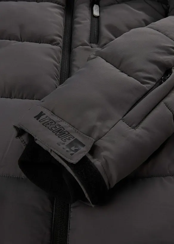 Doudoune chaude &agrave; capuche, bonprix