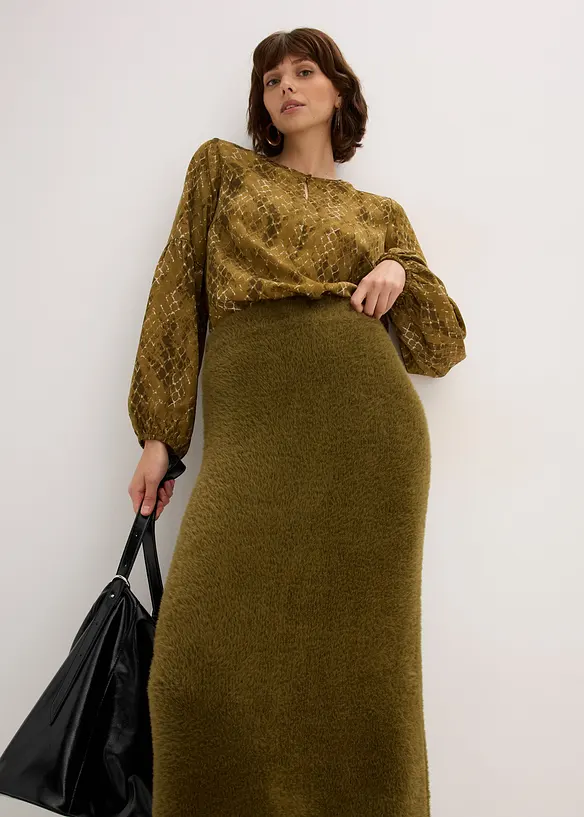 Strickrock aus flauschigem Federgarn, bonprix