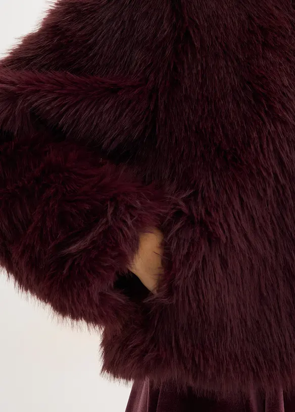 Fellimitat-Jacke, bonprix