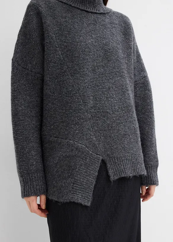 Pullover mit asymmetrischem Saumverlauf und Wollanteil, bonprix