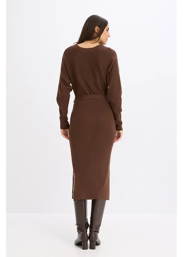 Robe pull fluide en viscose mélangée, bonprix