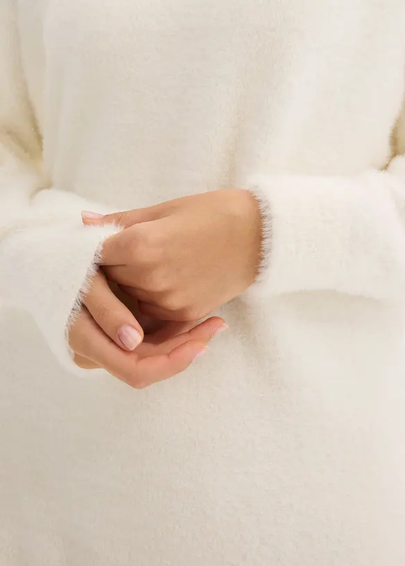 Longpullover aus weichem Federgarn, bonprix