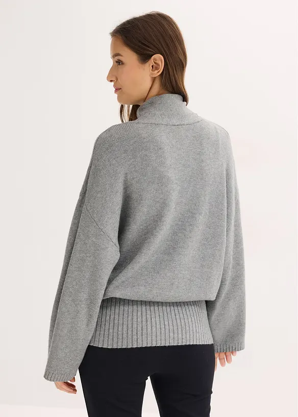 Pull oversize et doux en viscose majoritaire, bonprix