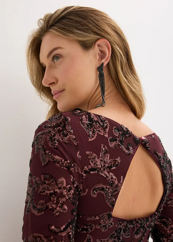 Robe à sequins avec découpe dos, bonprix