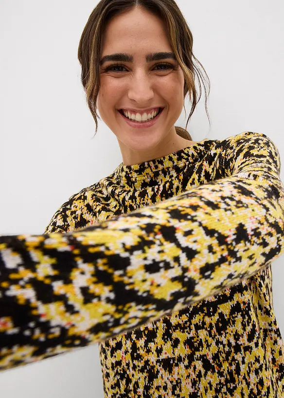 Figurbetontes Strickshirt, bonprix