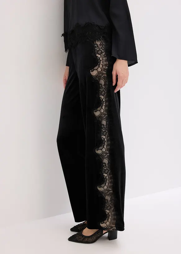 Marlenehose aus softem Samt mit Spitzeneinsatz, bonprix