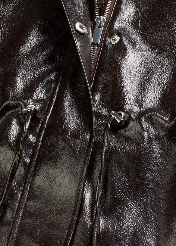 Jacke aus Lacklederimitat, bonprix