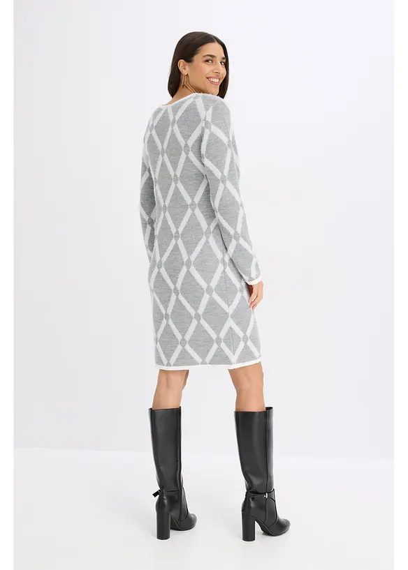 Robe en maille poilue avec motif en losange, bonprix
