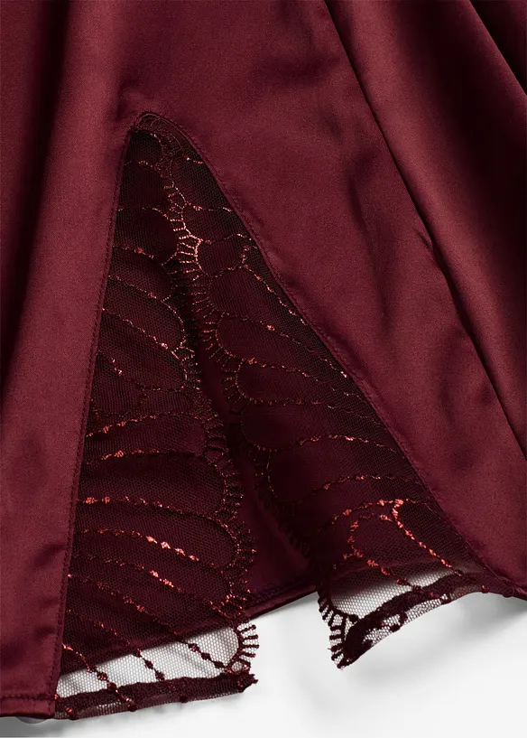 Nuisette en satin avec broderies, bonprix