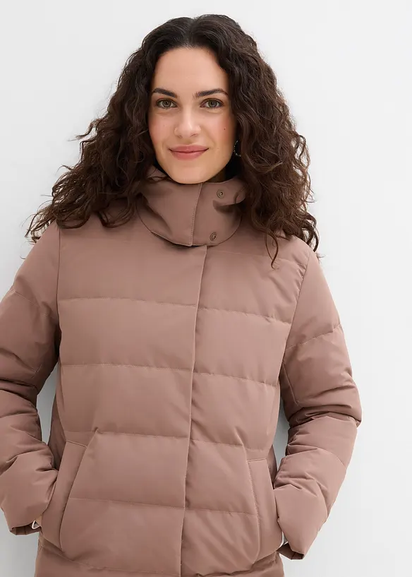 Doudoune longue et déperlante en duvet, bonprix