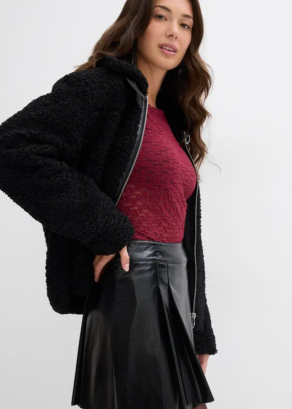 Kurzer Lederimitat-Rock mit Kellerfalten, bonprix