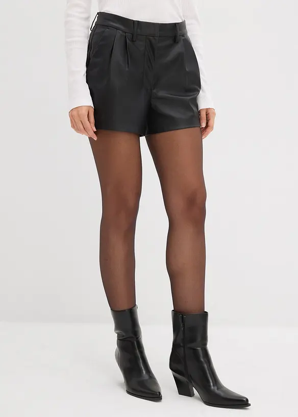 Kurze Lederimitat-Shorts, bonprix