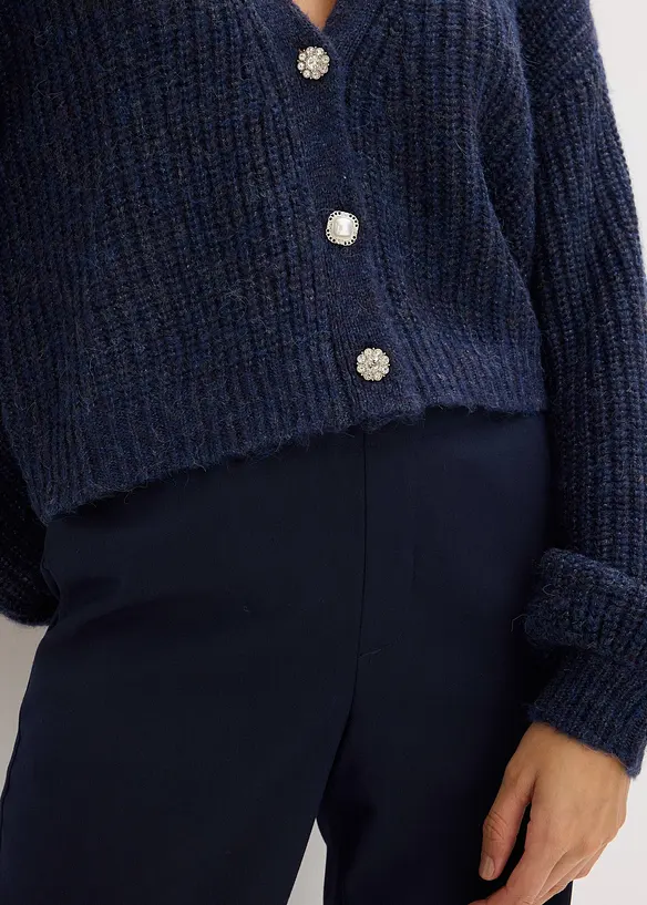 Kurze Strickjacke mit Glitzergarn und Wollanteil, bonprix