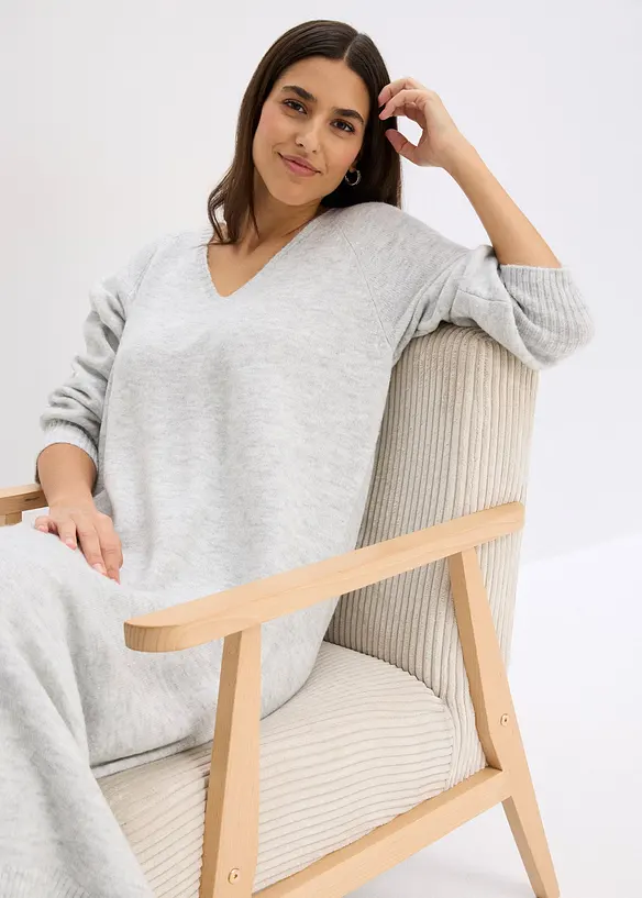 Robe midi oversize en maille, bonprix