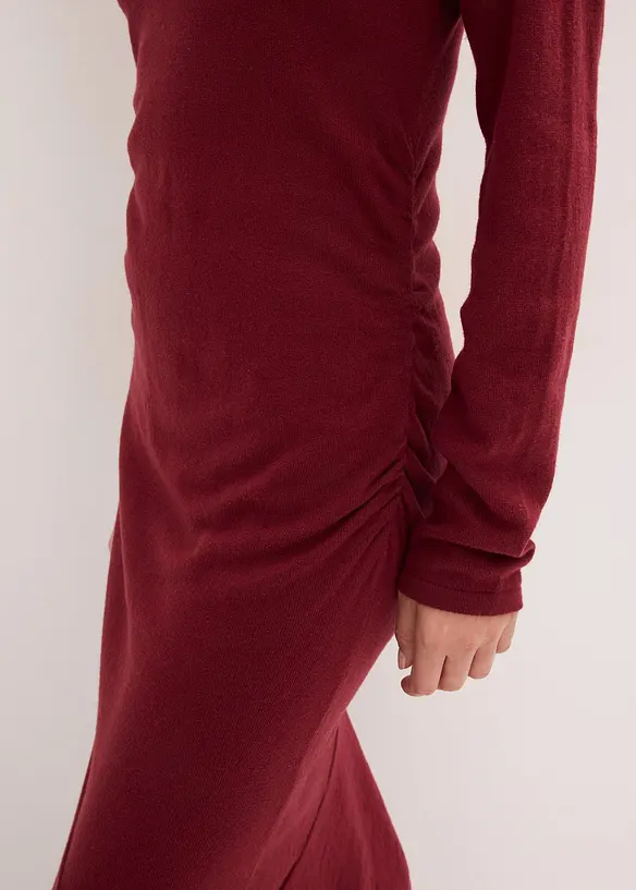 Strickkleid mit asymmetrischem Saum aus Baumwolle und Kaschmir, bonprix