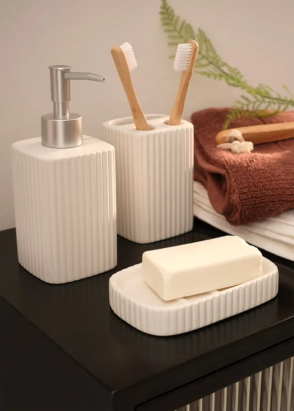 Lot de 4&nbsp;accessoires de salle de bain, bonprix