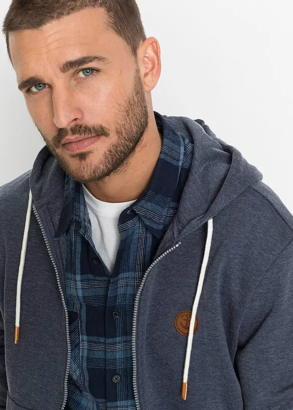 Sweat zipp&eacute; &agrave; capuche et d&eacute;tails enduits, bonprix