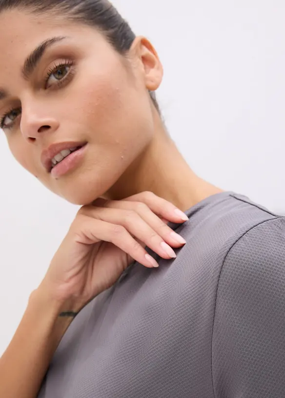 Sport-Shirt mit Strukturoptik, bonprix