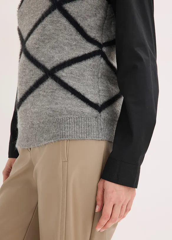 Pull sans manches &agrave; motif en maille poilue, bonprix