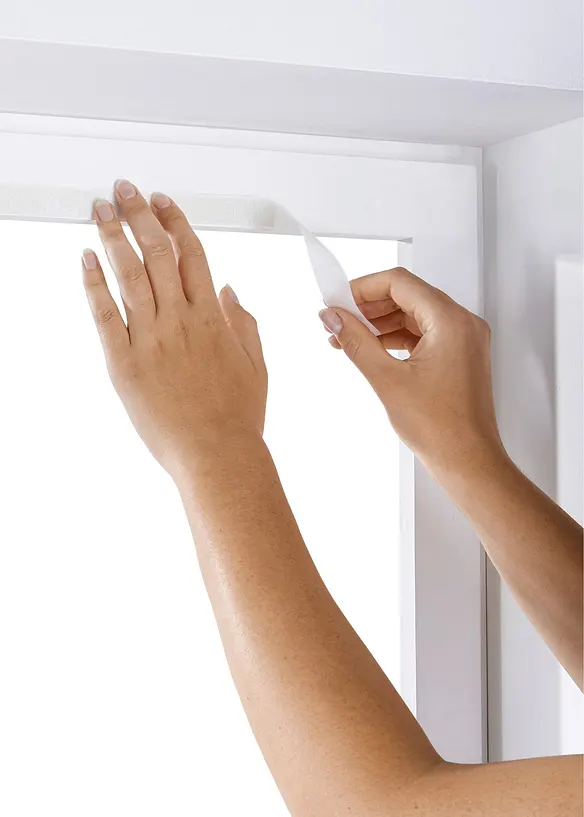 Store pliss&eacute; obscurcissant &agrave; coller, bonprix