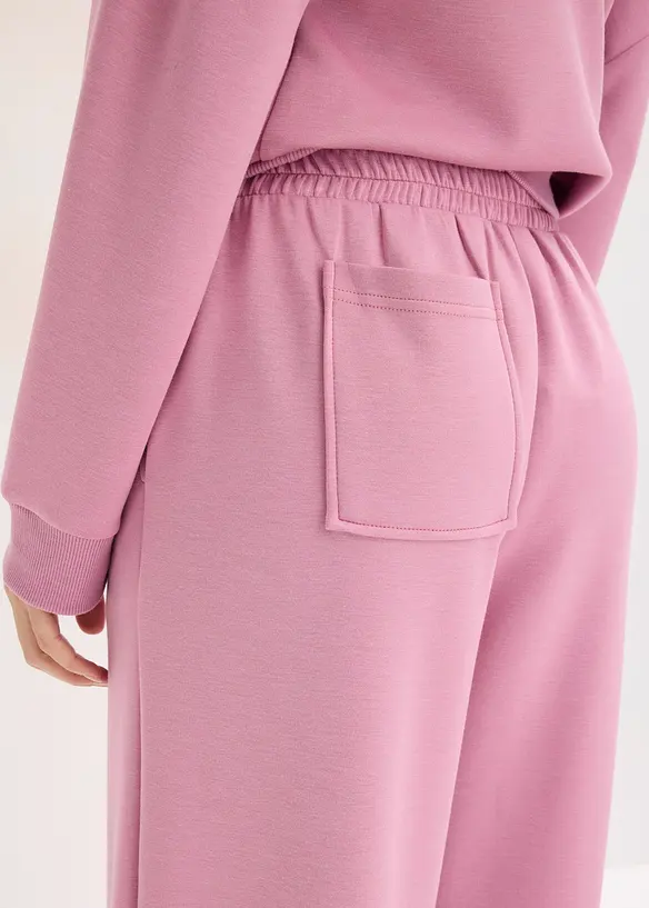 Tenue d&rsquo;int&eacute;rieur en mati&egrave;re n&eacute;opr&egrave;ne avec veste raccourcie, bonprix