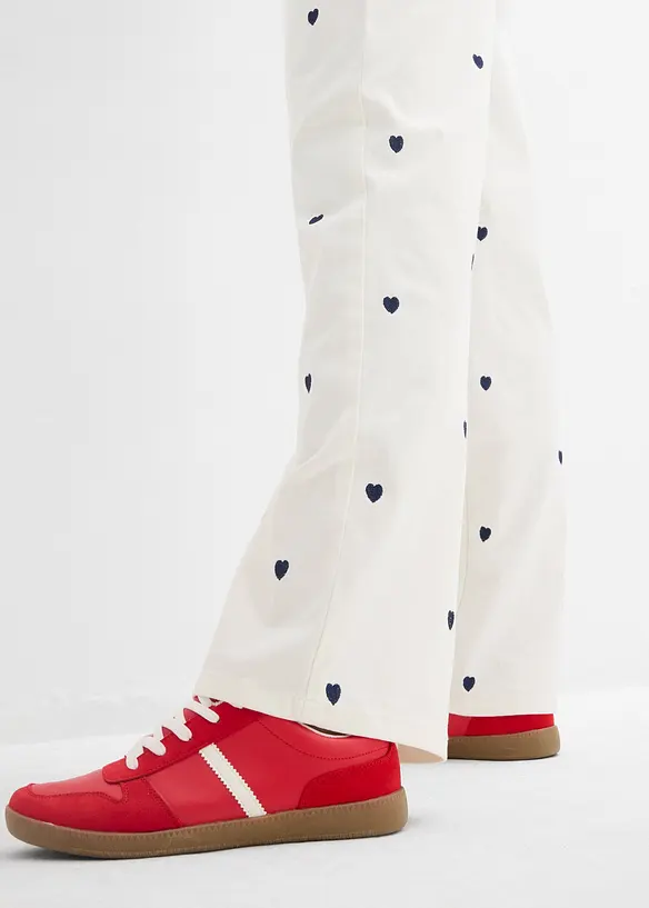 Twillhose mit Stickerei, bonprix