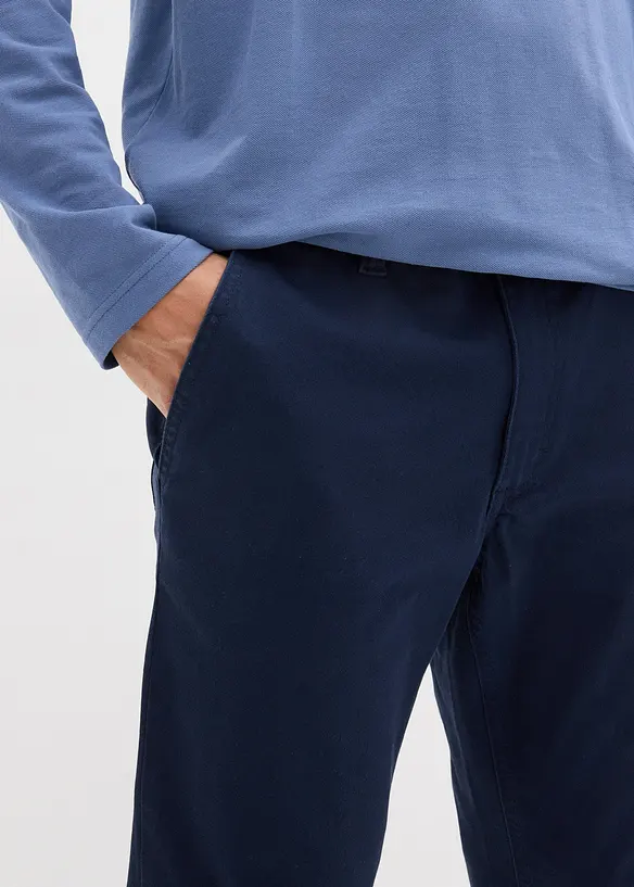 Polo manches longues classique avec d&eacute;tails contrastants, regular, bonprix