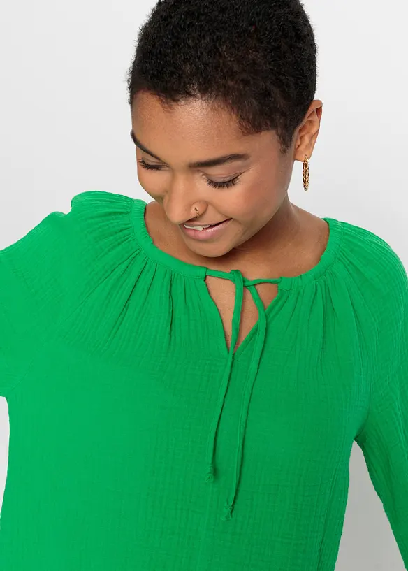 Schlupfbluse aus luftigem Musselin, bonprix