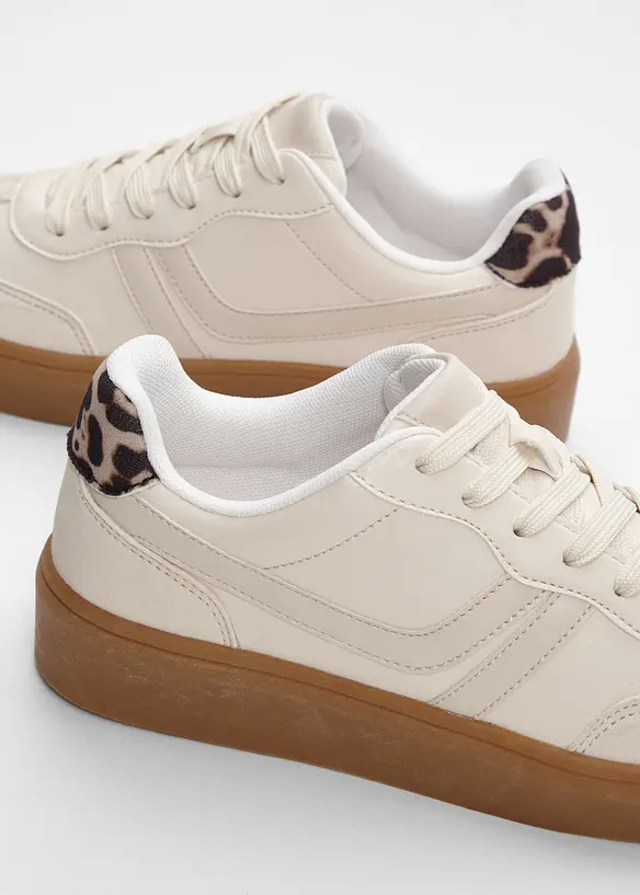 Plateau-Sneaker im Retrolook, bonprix