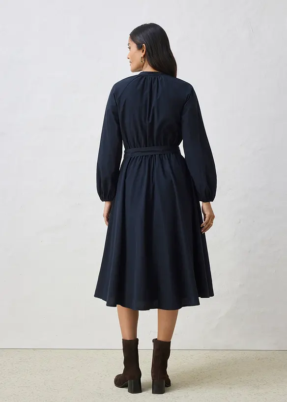 Hemdblusenkleid mit G&uuml;rtel aus Seiden-Anteil, bonprix