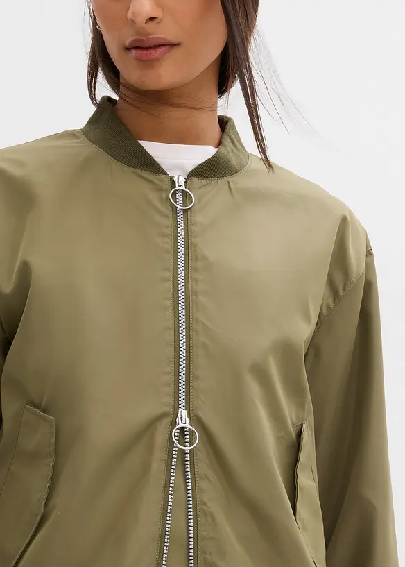 Weite Pilotenjacke mit Leofutter, bonprix