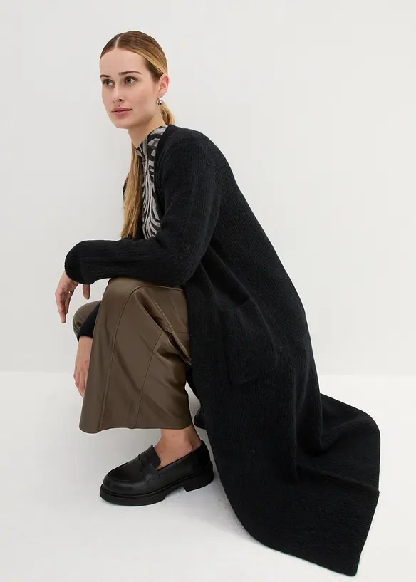 Manteau en maille avec de l&rsquo;alpaga, bonprix